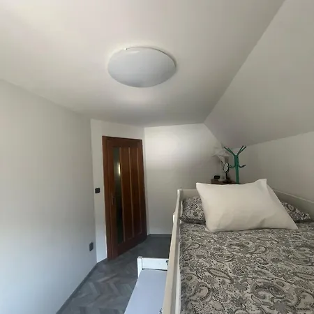 Jirotovy Boudy Ii Villa